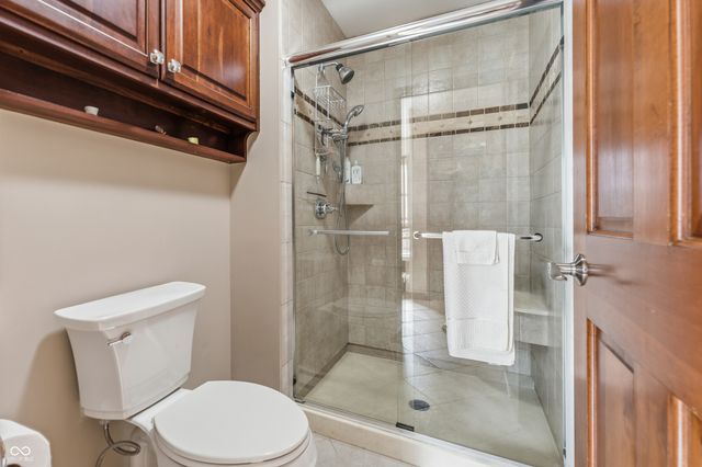 2534 Chestnut Street, Columbus, IN 47201