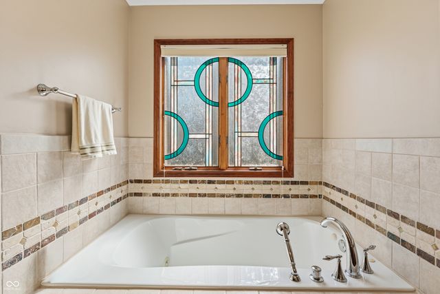 2534 Chestnut Street, Columbus, IN 47201