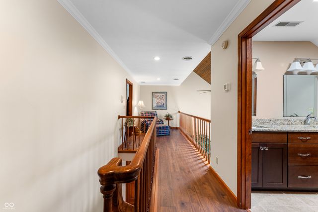 2534 Chestnut Street, Columbus, IN 47201