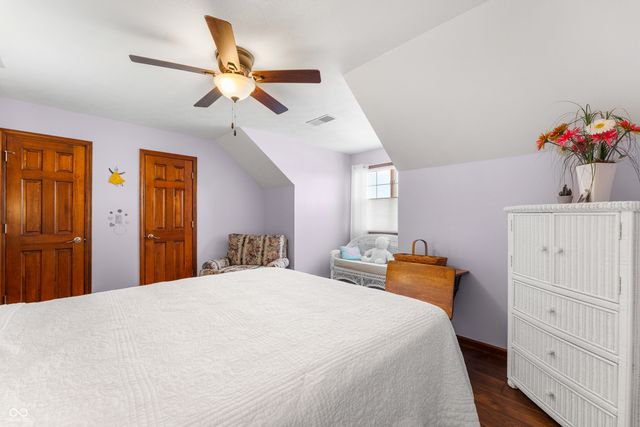 2534 Chestnut Street, Columbus, IN 47201