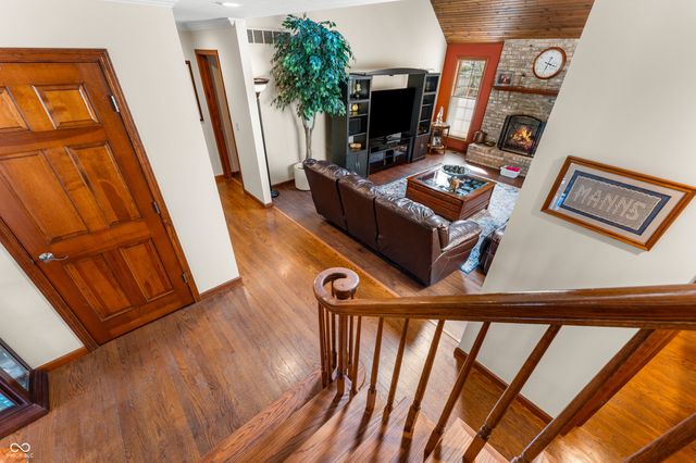 2534 Chestnut Street, Columbus, IN 47201