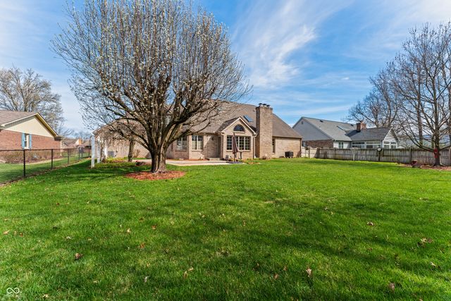 2534 Chestnut Street, Columbus, IN 47201