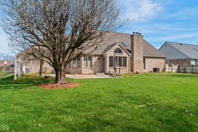 2534 Chestnut Street, Columbus, IN 47201