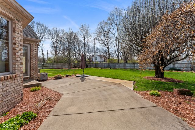 2534 Chestnut Street, Columbus, IN 47201