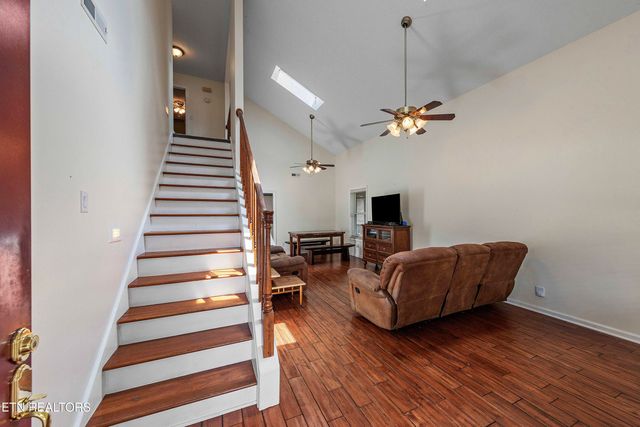 1202 Fielding Drive, Maryville, TN 37804