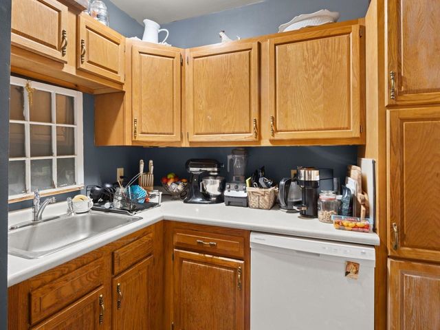 77 River Street, Milton, VT 05468