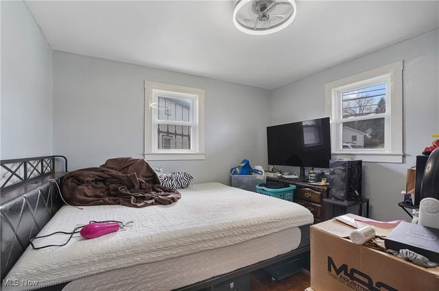 1017 Broadway Street, Masury, OH 44438