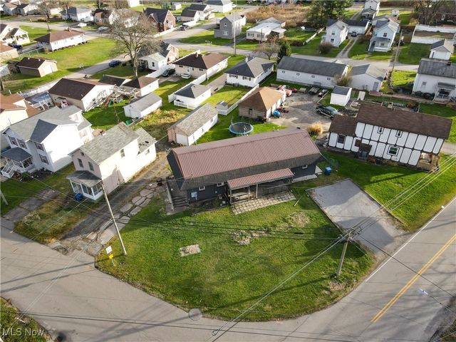 1017 Broadway Street, Masury, OH 44438