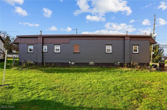 1017 Broadway Street, Masury, OH 44438