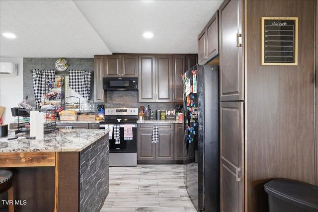266 Sagewood Drive, Morristown, TN 37813