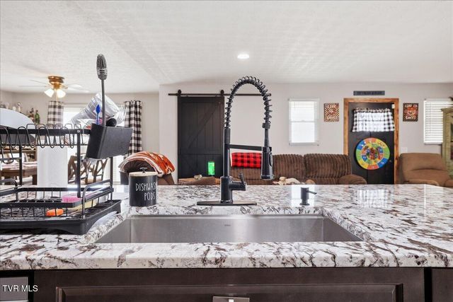 266 Sagewood Drive, Morristown, TN 37813