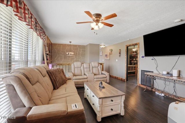 266 Sagewood Drive, Morristown, TN 37813