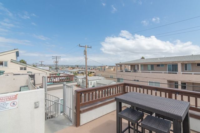 3250 Strandway, San Diego, CA 92109