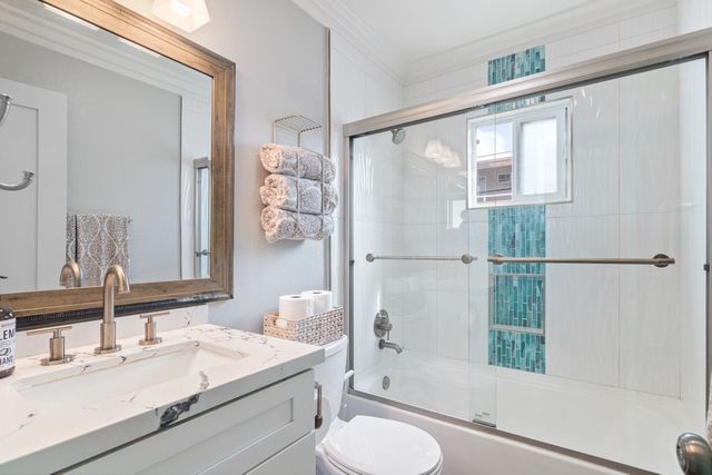 3250 Strandway, San Diego, CA 92109