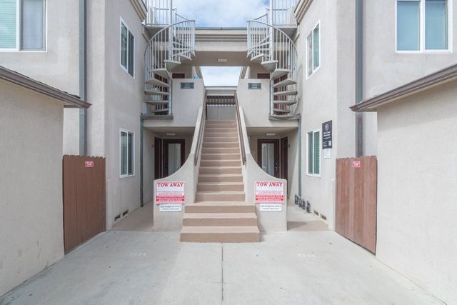3250 Strandway, San Diego, CA 92109