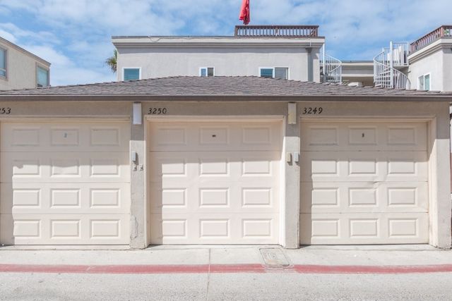 3250 Strandway, San Diego, CA 92109