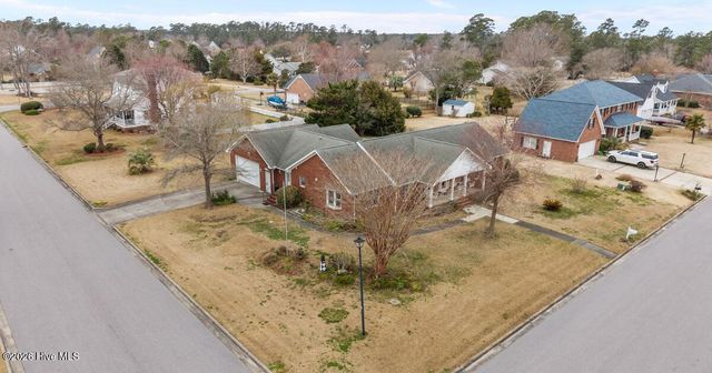 1601 River Bluff Road, Morehead City, NC 28557