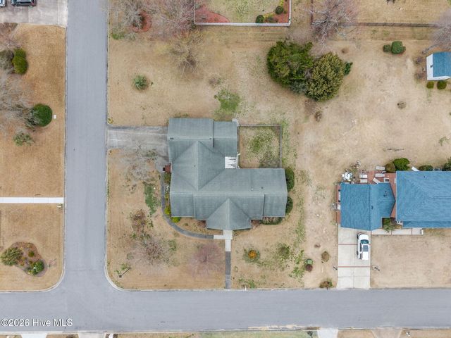 1601 River Bluff Road, Morehead City, NC 28557