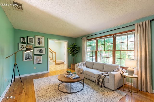 241 Van Aernem Road, Malta, NY 12020