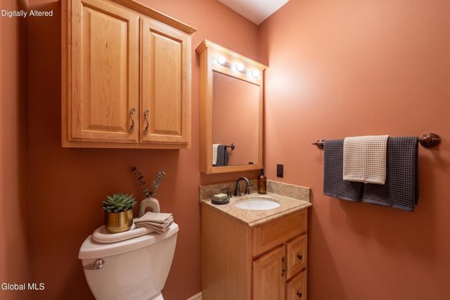 241 Van Aernem Road, Malta, NY 12020