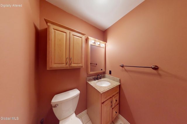 241 Van Aernem Road, Malta, NY 12020