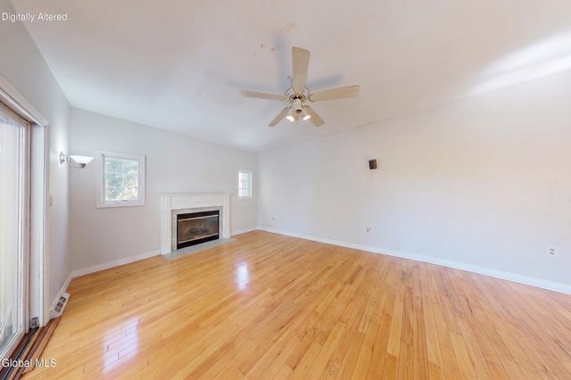 241 Van Aernem Road, Malta, NY 12020