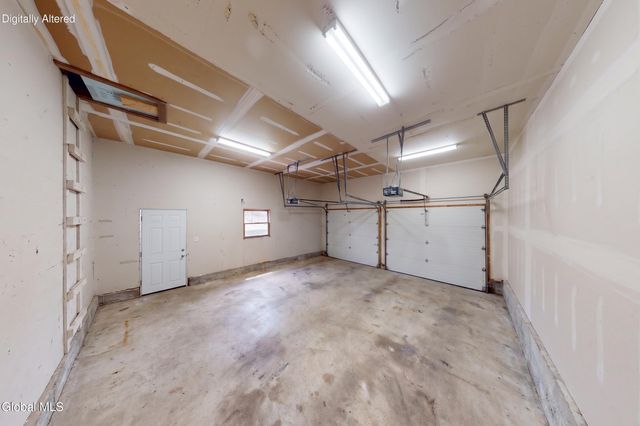 241 Van Aernem Road, Malta, NY 12020