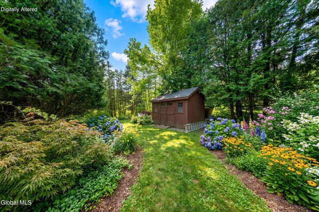 241 Van Aernem Road, Malta, NY 12020