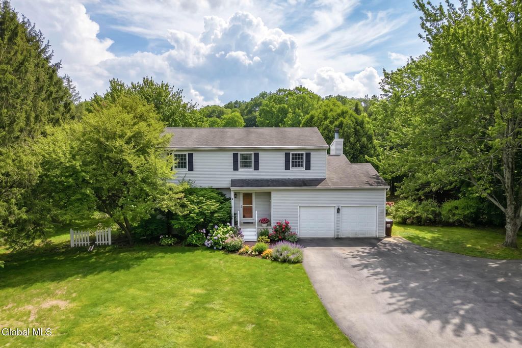241 Van Aernem Road, Malta, NY 12020