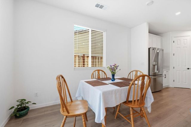 667 Pleasant Drive, Lathrop, CA 95330