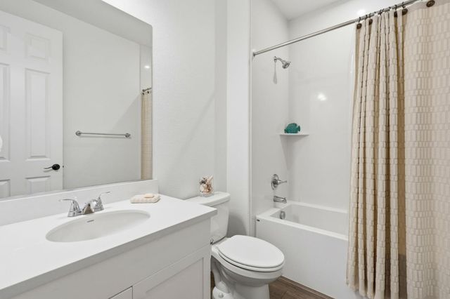 667 Pleasant Drive, Lathrop, CA 95330