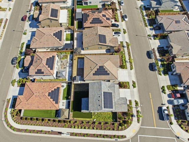 667 Pleasant Drive, Lathrop, CA 95330