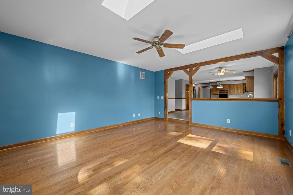 Image 25 of property listing at 8869 CEMETERY LN, Savage, MD 20763