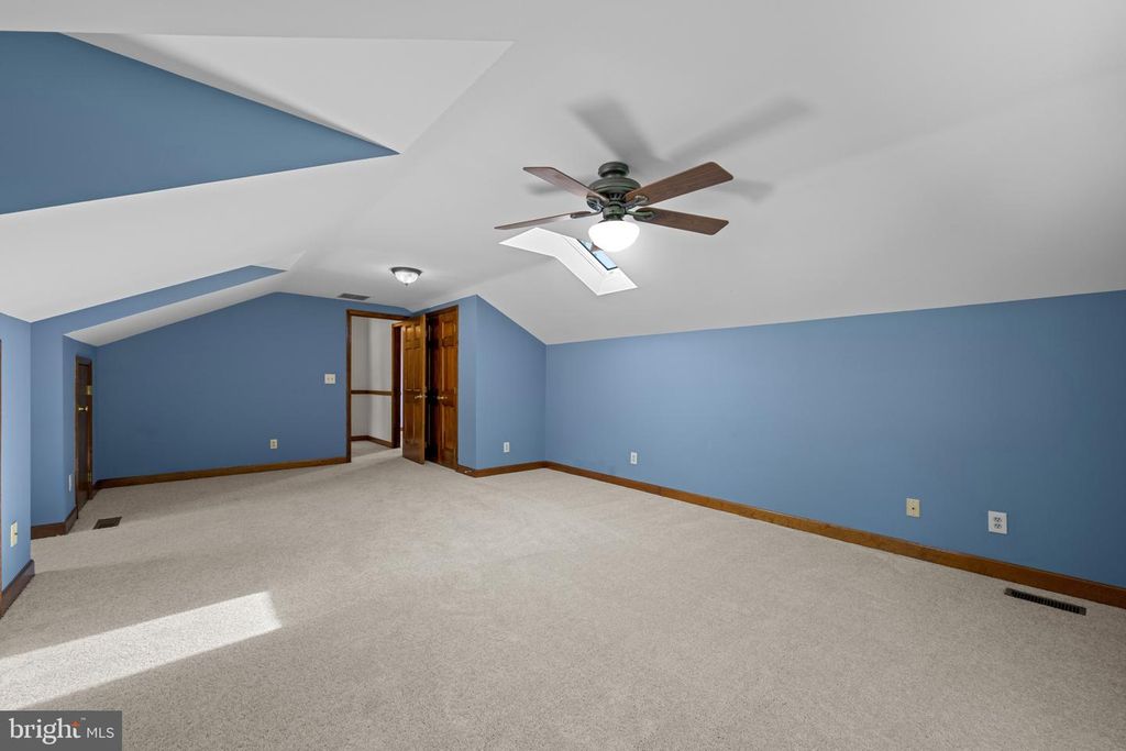 Image 36 of property listing at 8869 CEMETERY LN, Savage, MD 20763