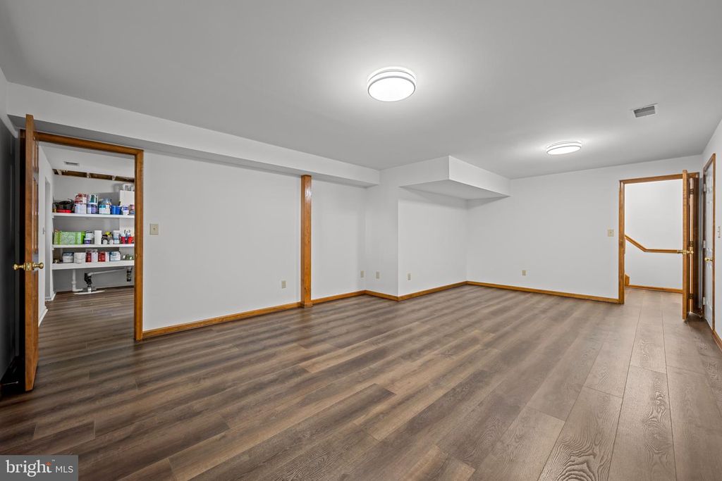 Image 42 of property listing at 8869 CEMETERY LN, Savage, MD 20763