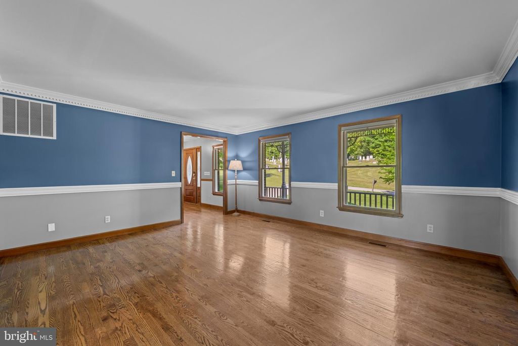Image 8 of property listing at 8869 CEMETERY LN, Savage, MD 20763