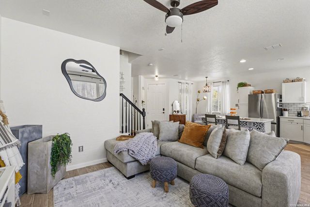 1327 Tweed Willow, San Antonio, TX 78258