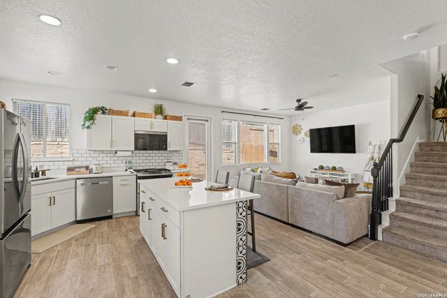 1327 Tweed Willow, San Antonio, TX 78258