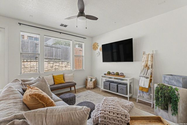 1327 Tweed Willow, San Antonio, TX 78258