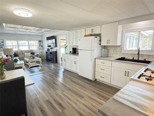 7129 MOUNT ARLINGTON DRIVE NE 440, St Petersburg, FL 33702