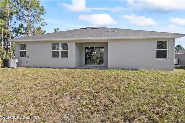 170 Silverfrost Street SE, Palm Bay, FL 32909