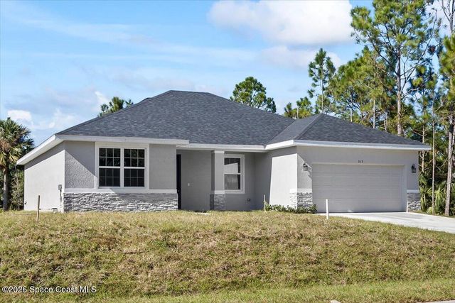 170 Silverfrost Street SE, Palm Bay, FL 32909
