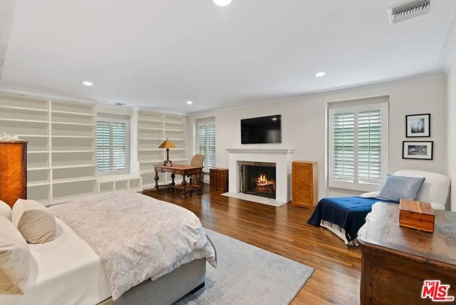 11051 Strathmore Drive 1, Los Angeles, CA 90024