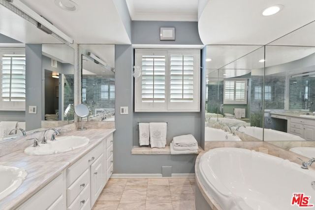 11051 Strathmore Drive 1, Los Angeles, CA 90024