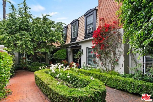 11051 Strathmore Drive 1, Los Angeles, CA 90024