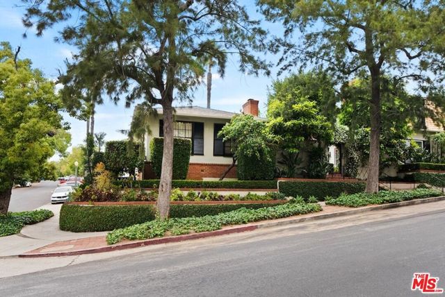 11051 Strathmore Drive 1, Los Angeles, CA 90024