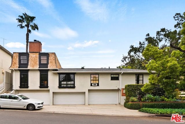 11051 Strathmore Drive 1, Los Angeles, CA 90024