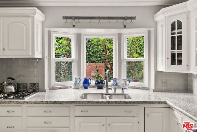 11051 Strathmore Drive 1, Los Angeles, CA 90024