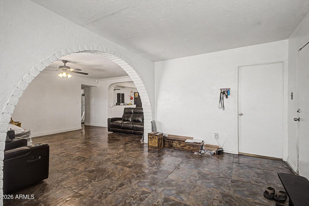 1449 S 11TH Avenue, Phoenix, AZ 85007 — photo 4