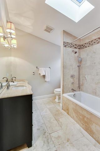 1214 W Wrightwood Avenue 2, Chicago, IL 60614